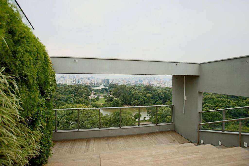 Apto Frente Parque Com Vista E Piscina Porto Alegre Esterno foto